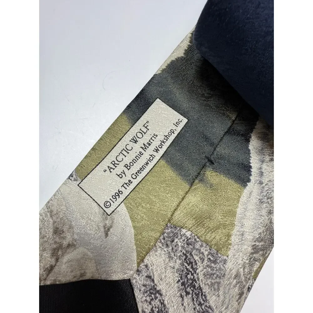 Vintage 1996 Endangered Species Arctic Wolf 100% Silk Made in USA Necktie Tie